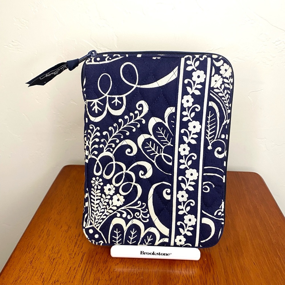 Vera Bradley Quilted Twirly Bird Navy Padded Tablet Kindle Case Travel Case